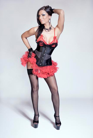 sztriptiz-tancoslany-sophie-1