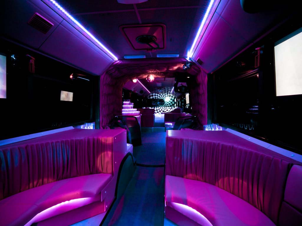 partybusz-50-fos-Mercedes