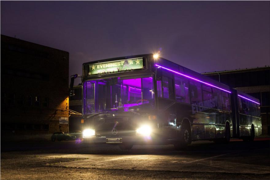 partybusz-50-fos-mercedes-kulso-kep-7