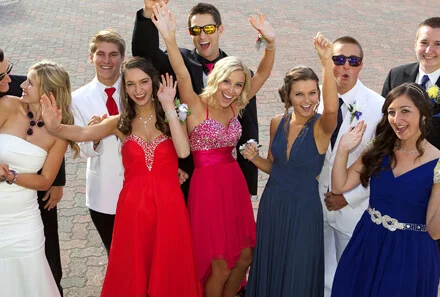 szalagavato-transzfer-partybusszal